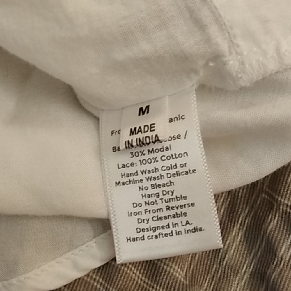 Shirt - Picture 3 of 4